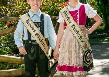 Murylo Gabriel Kieling e Nicole Bado Altenhofen foram os representantes infantis da 31ª Oktoberfest de Igrejinha.