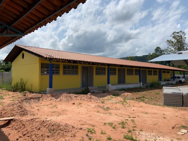 Escola está em avançado estágio de construção e ficará pronta em março de 2020, conforme estimativa da prefeitura
Foto: Simec/Mec