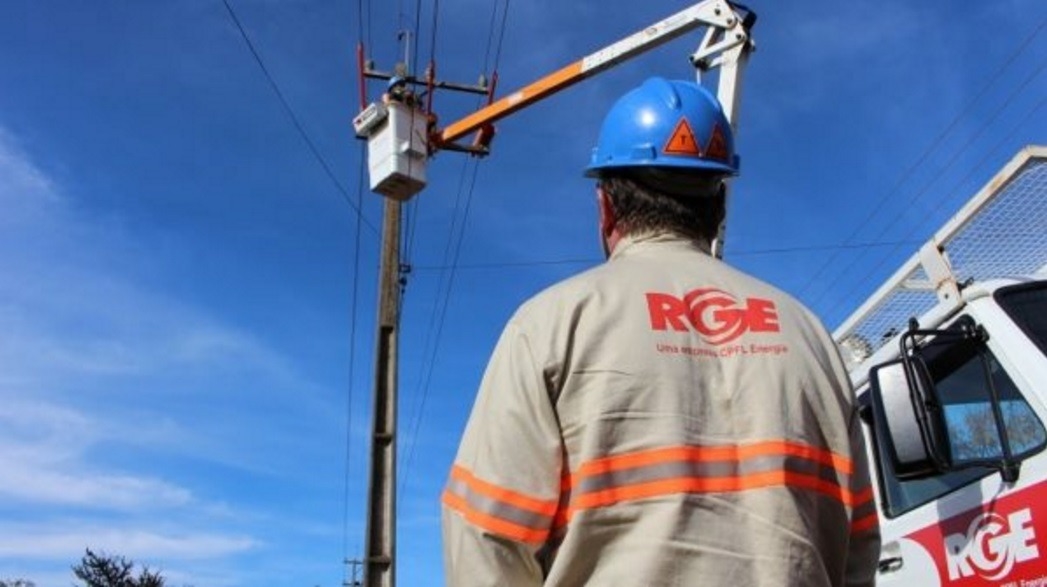RGE alerta para o cuidado com os postes para evitar interrupções Foto: Divulgação