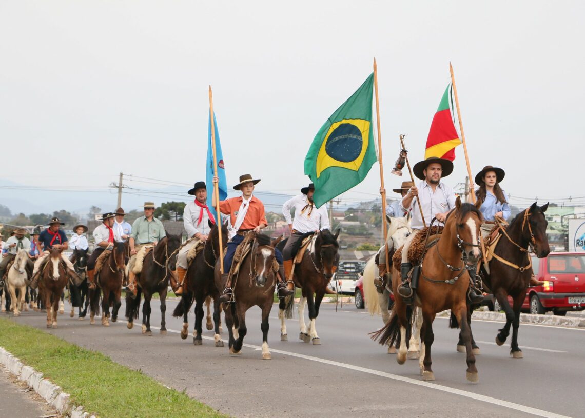 Desfile de condução da Chama Crioula iniciará a programação no dia 9. Foto: Mateus Portal