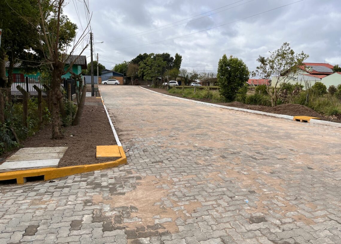 Rua Rincão, no bairro Vila Nova, está entre os investimentos recentes do Executivo.
Fotos: Matheus de Oliveira