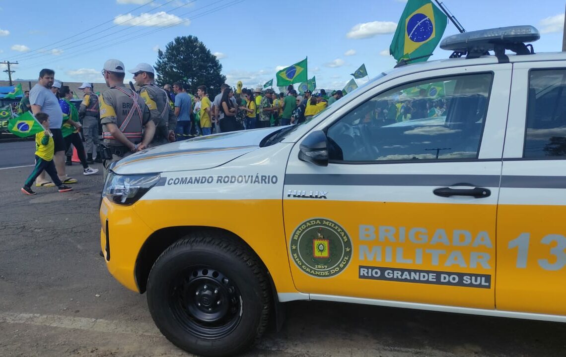 Registro das manifestações no feriado de finados Foto: CRBM/Divulgação