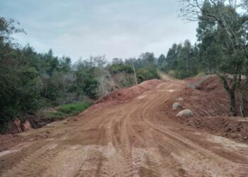 Trecho do Beco Arno Cassel, em Fazenda Fialho, teve colocação de novos canos
Foto: Divulgação/Prefeitura de Taquara