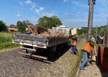 Materiais descartados devem ser deixados em frente às residências Foto: Ruan Nascimento /Prefeitura de Taquara