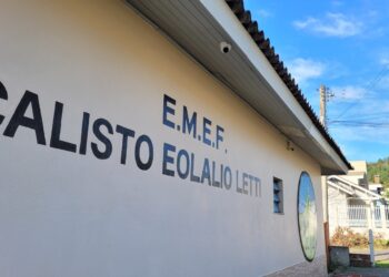 Uma das escolas do município já contemplada com a nova iniciativa voltada à segurança
Foto: Cris Vargas/PMT